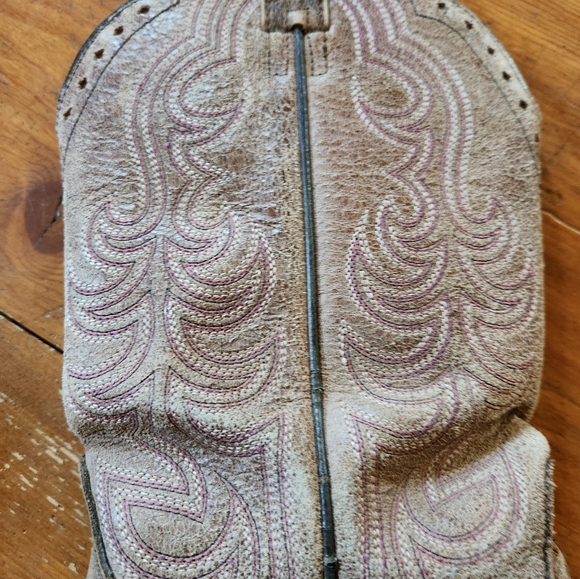 Womens Ariat boots - Picture 3 of 6